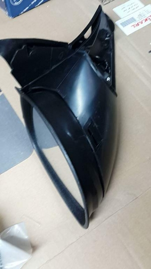 مرايا عادة L