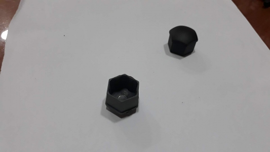 غطاء مسمار عجل سداسى