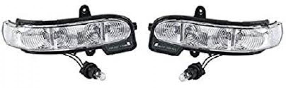 TURN SIGNAL LIGHT ASSEMBLY LIFT