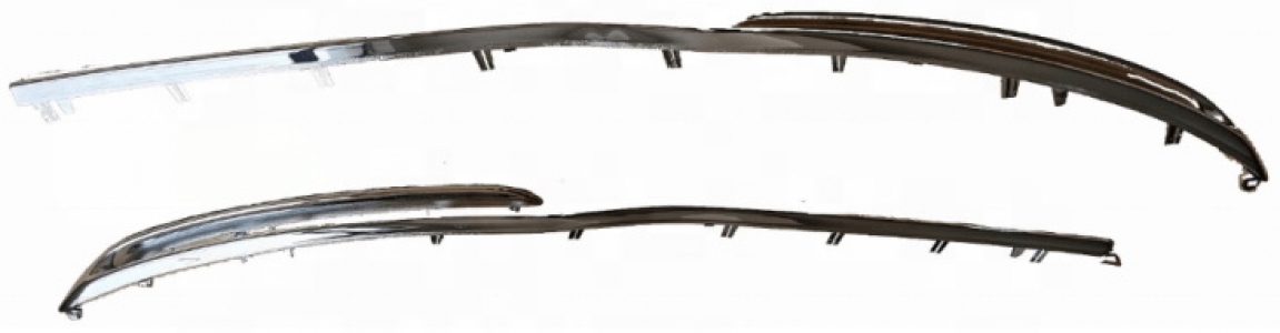 FRONT BUMPER CHROME MOULDING (RIGHT)