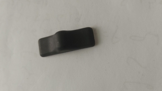 زرار عقربة 124 اسود