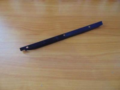 فبرة اسفل هواية زجاج الخلفى