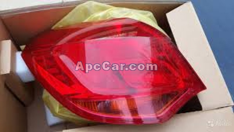 فانوس خلفى استر 2011 L