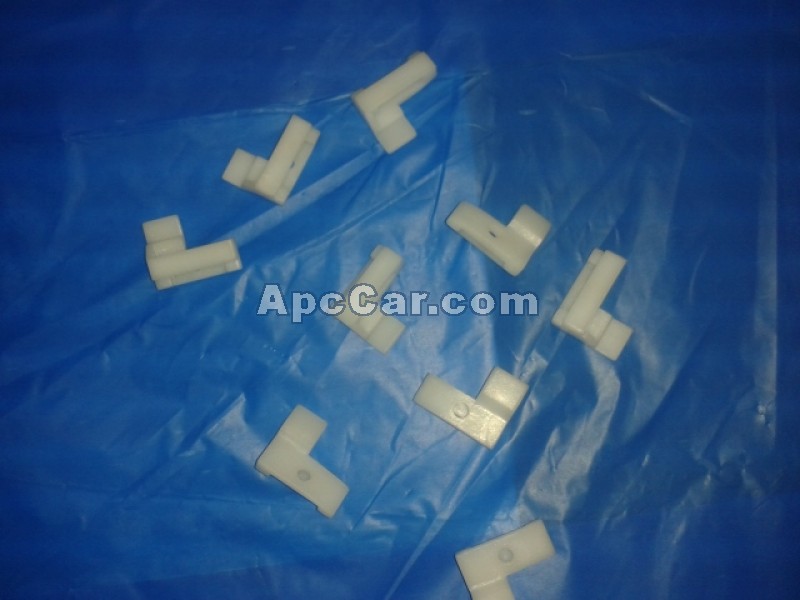 كلبس موزة حلفى 300 ابيض L